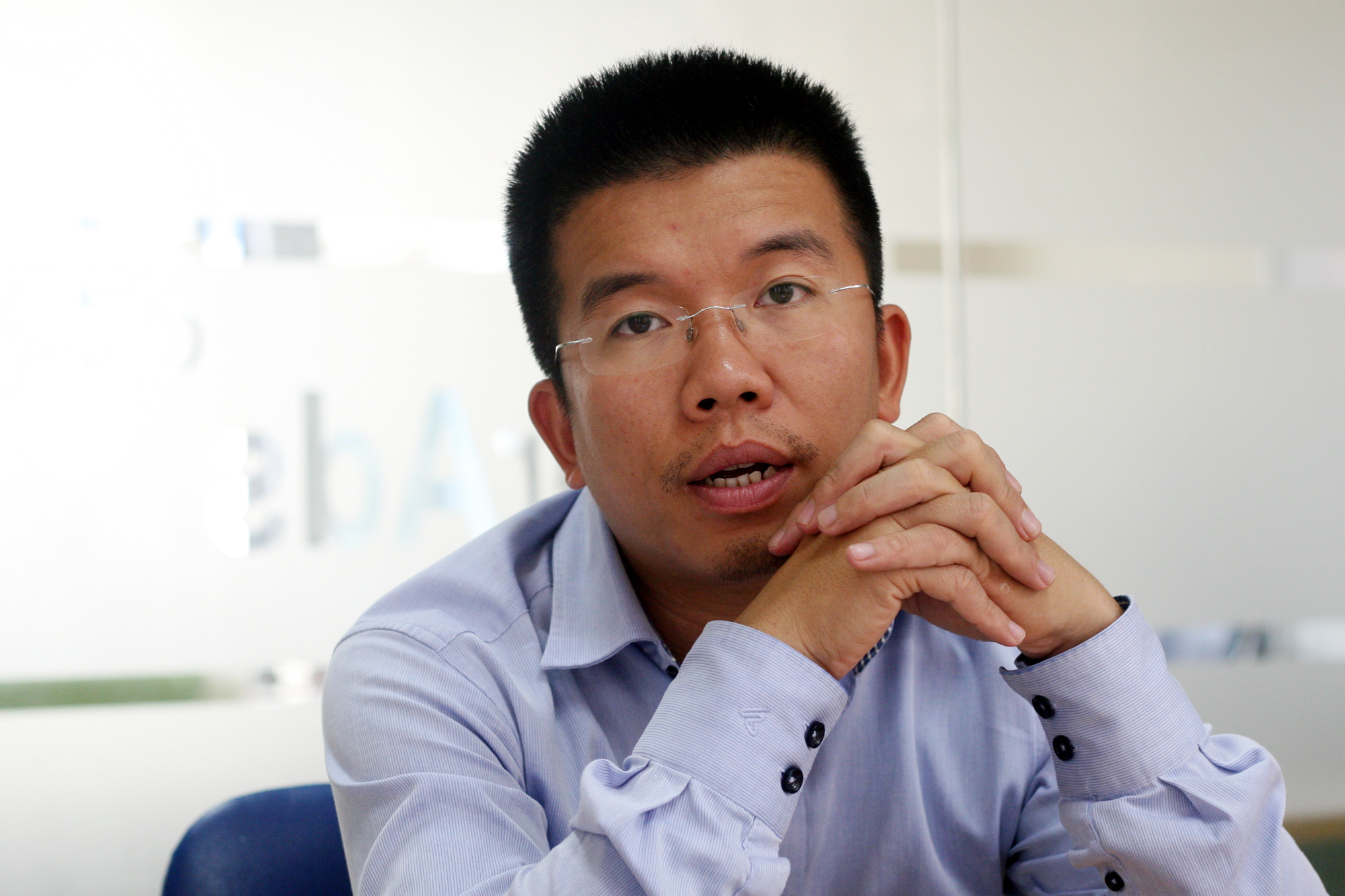 CEO CleverAds Nguyễn Khánh Trình nói rằng anh đầu tư vào chuỗi thực phẩm sạch xuất phát từ nhiều lý do chứ không đơn thuần là tiền bạc. (Ảnh: Trung Hiền/Vietnam+) 