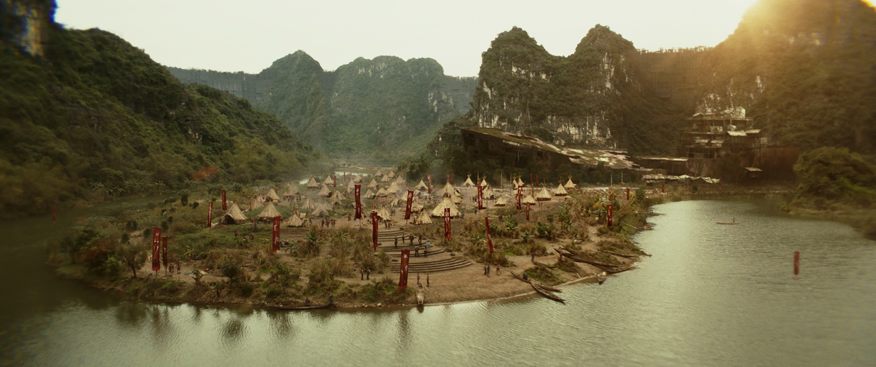 Cảnh quay phim Kong ở Ninh Bình (Nguồn: CGV)