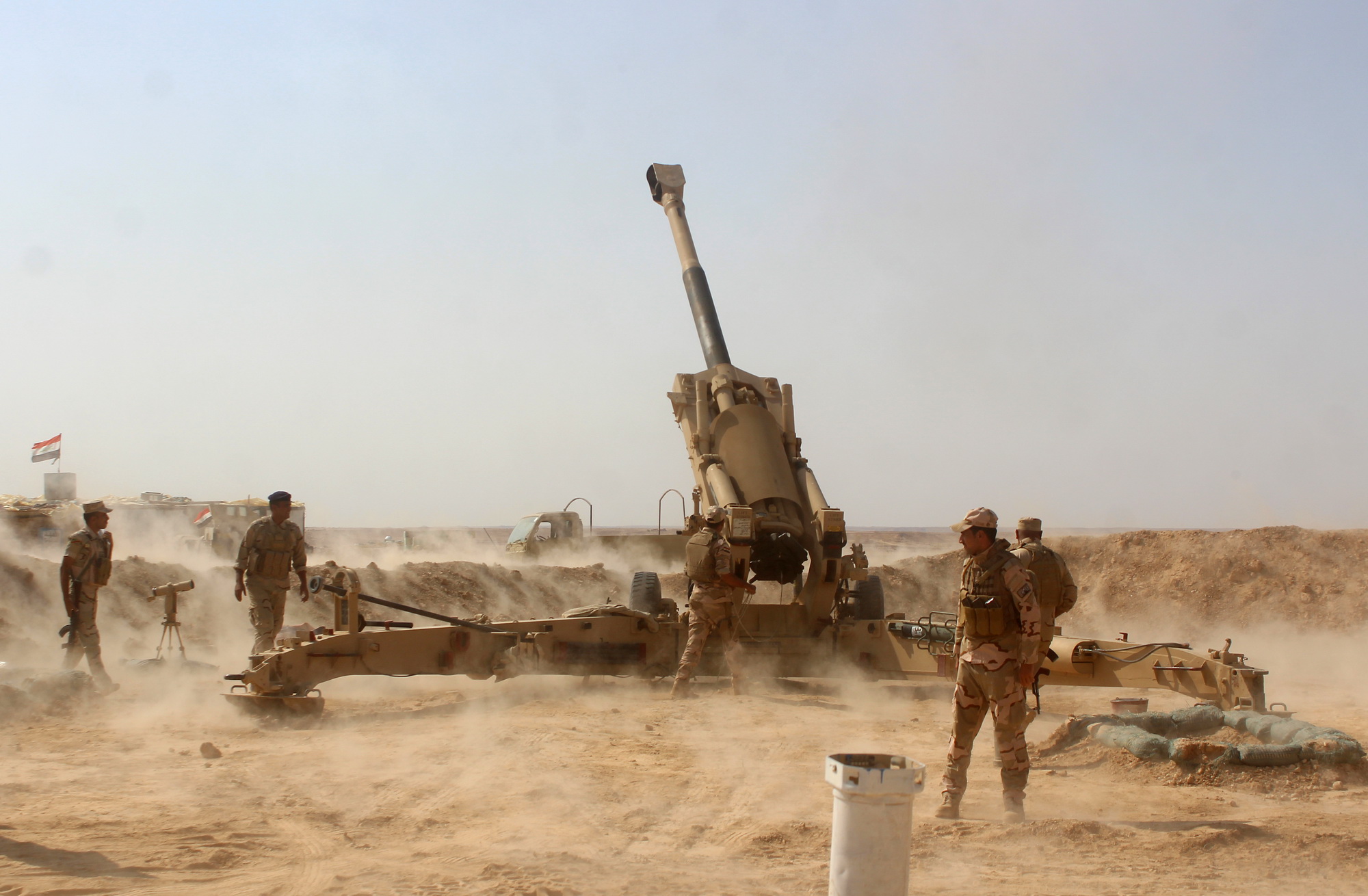Các lực lượng Iraq trong chiến dịch chống IS tại tỉnh Anbar ngày 12/9. (Nguồn: AFP/TTXVN)