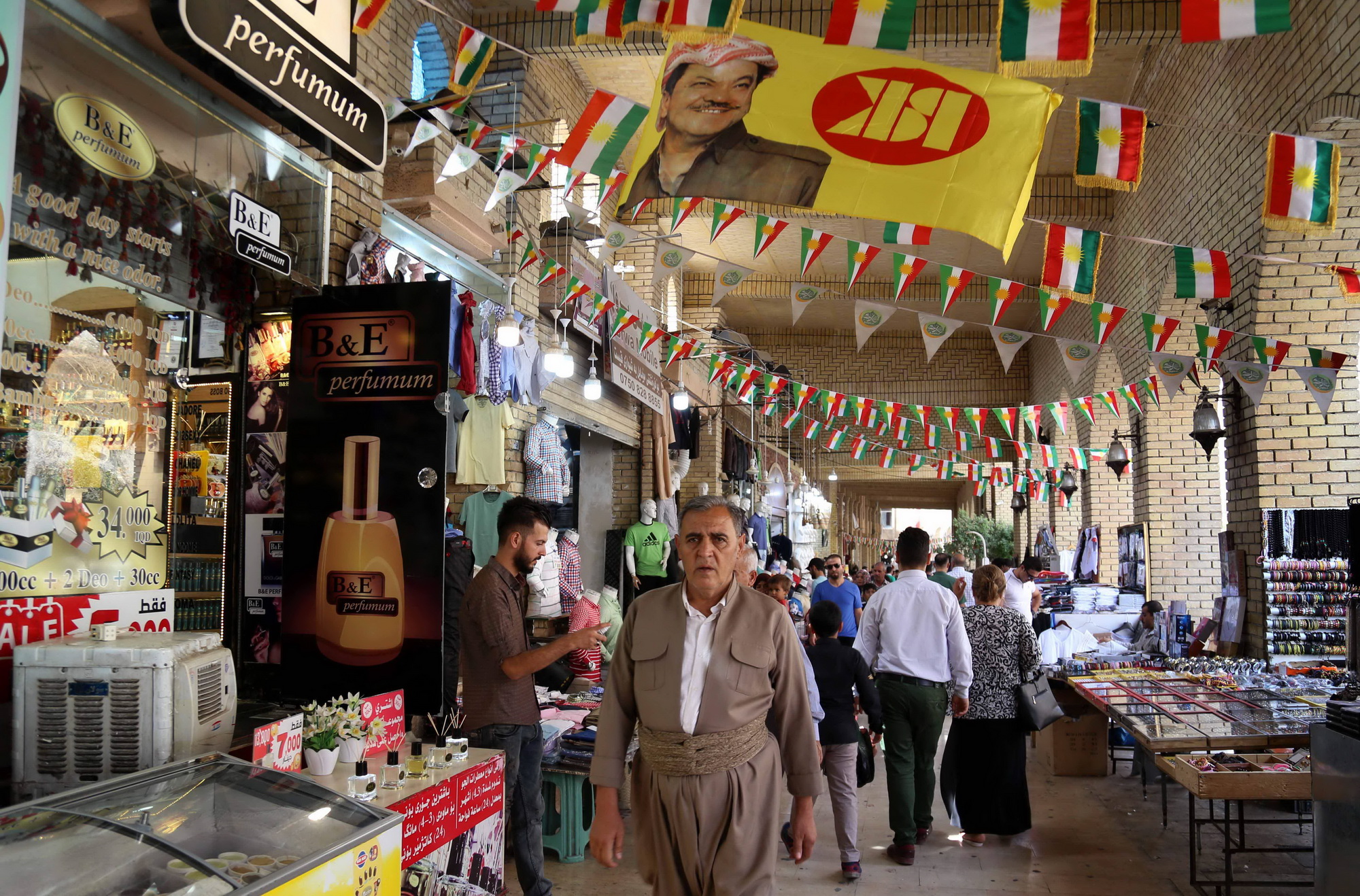 Một khu chợ tại Arbil, thủ phủ Khu tự trị người Kurd ở miền bắc Iraq ngày 26/9. (Ảnh: AFP/TTXVN)