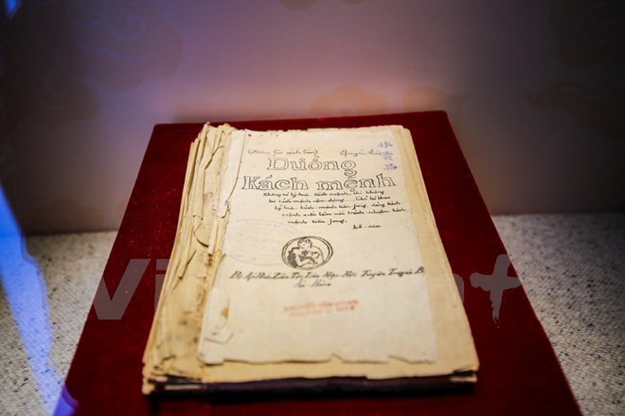 Sách “Đường kách mệnh” được công nhận Bảo vật quốc gia Việt Nam năm 2012, hiện đang được lưu giữ tại Bảo tàng Lịch sử Quốc gia. (Ảnh: PV/Vietnam+)