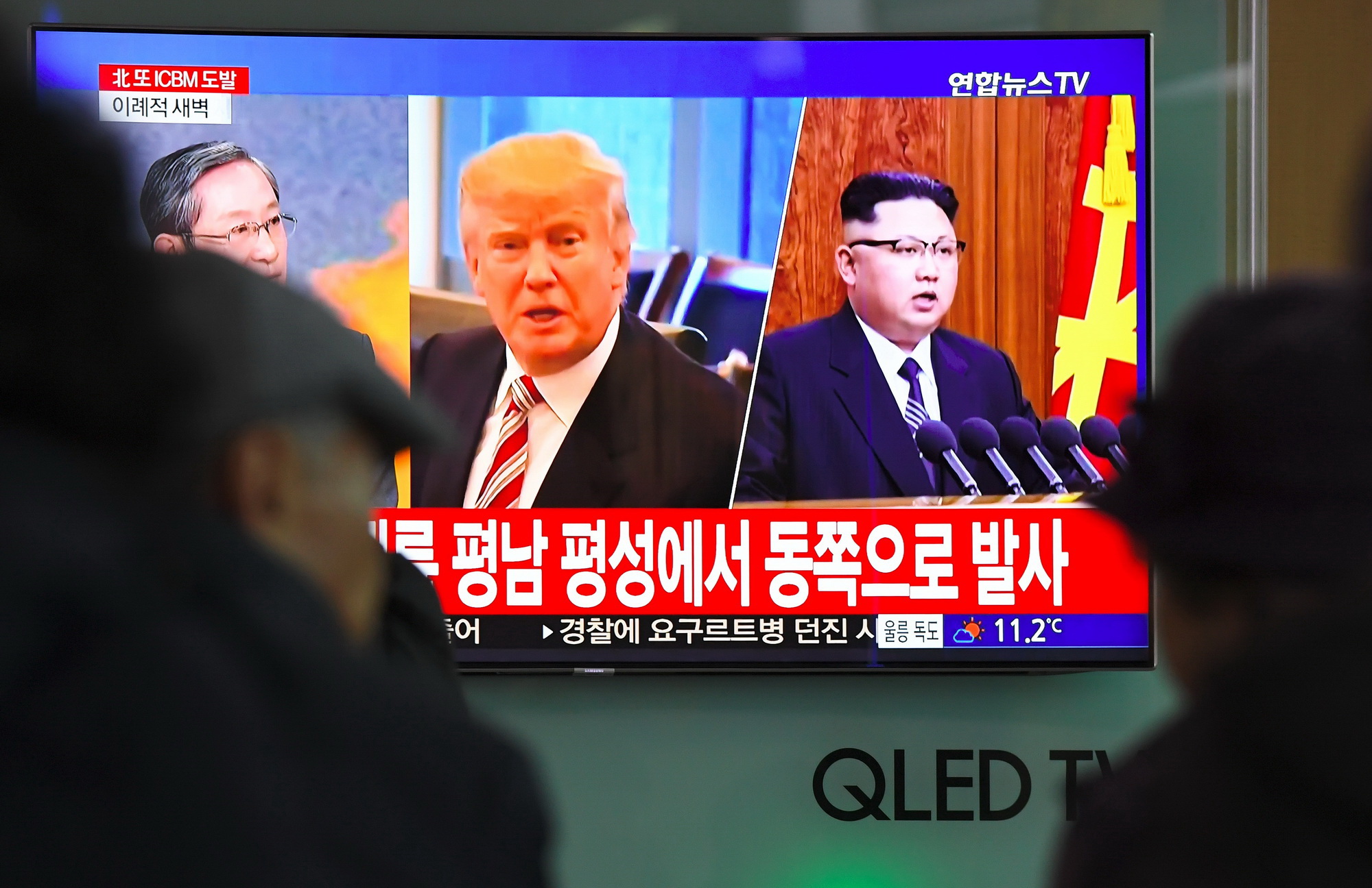 Tổng thống Mỹ đã lôi sự chú ý của cả thế giới vào những màn “khẩu chiến” không có điểm dừng giữa ông và nhà lãnh đạo Triều Tiên Kim Jong-un. (Nguồn: AFP)