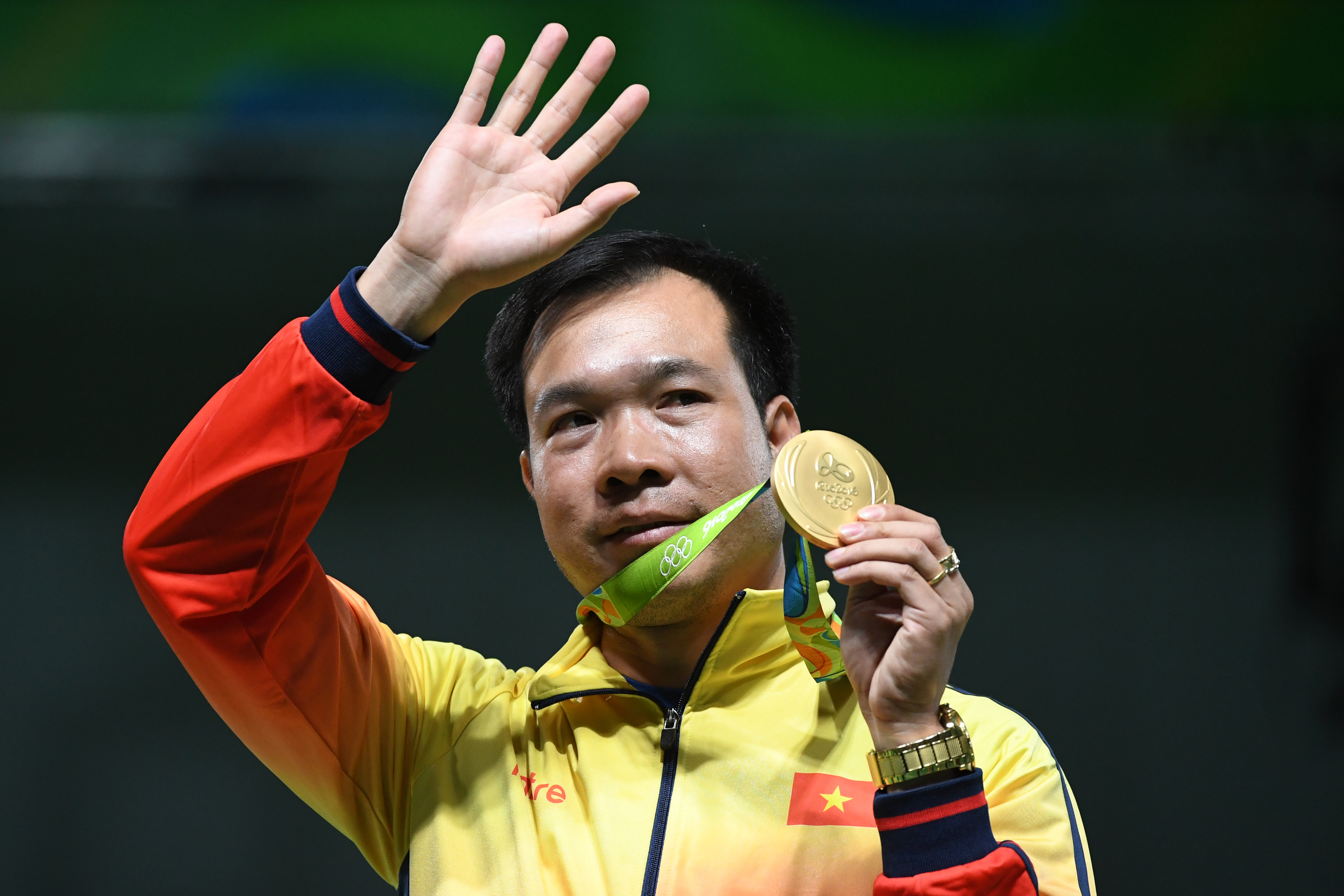 Vận động viên bắn súng Hoàng Xuân Vinh xuất sắc giành huy chương vàng tại Olympic Rio 2016. (Nguồn: AFP)