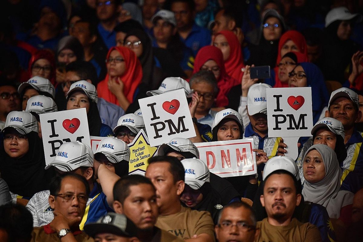 Người ủng hộ đương kim Thủ tướng Malaysia Najib Razak. (Nguồn: EPA)
