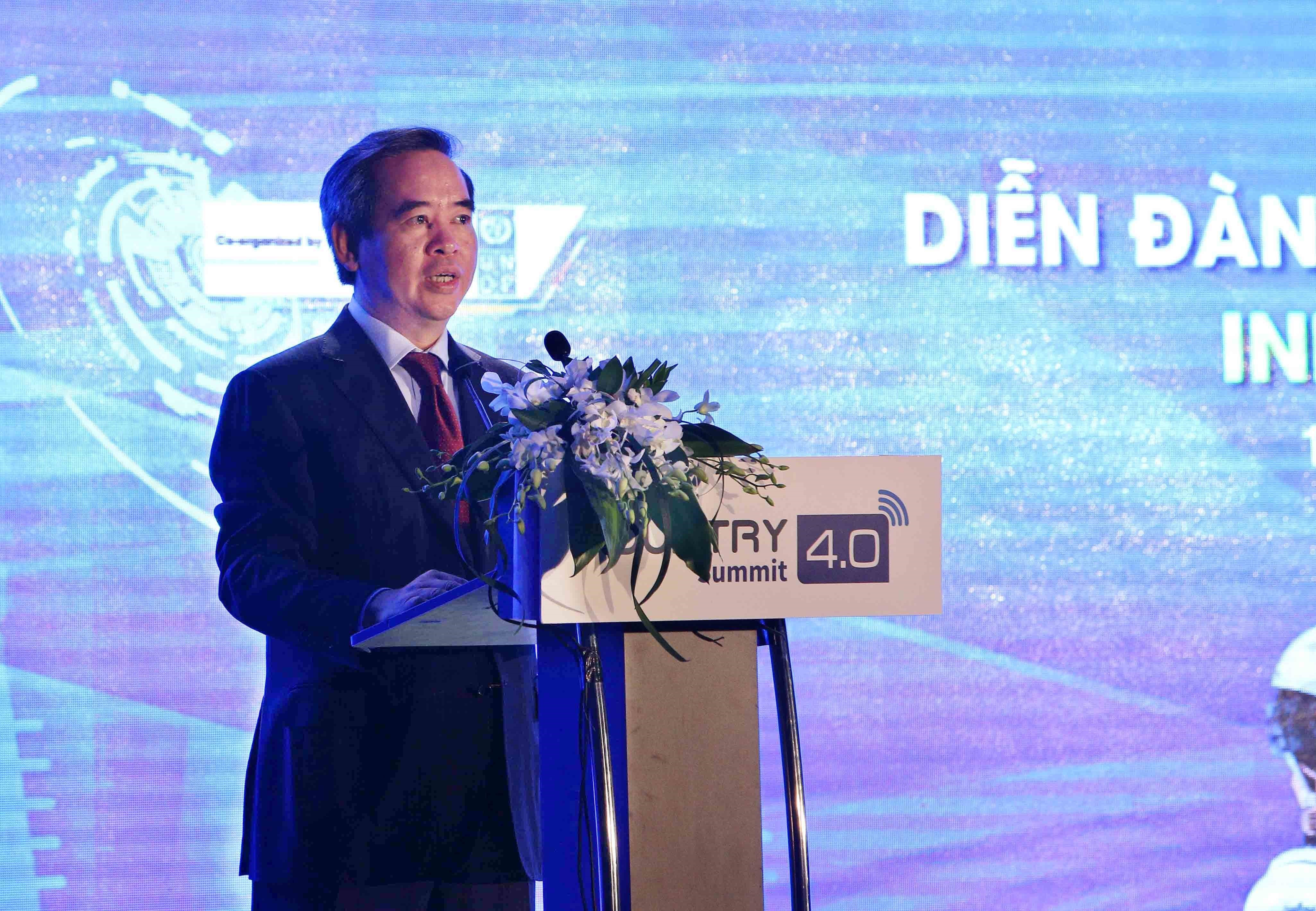 Le chef de la Commission de l’Economie du CC du PCV, Nguyen Van Binh à la cérémonie  d’ouverture du Sommet et de l’Exposition internationale de l’industrie 4.0 - 2018