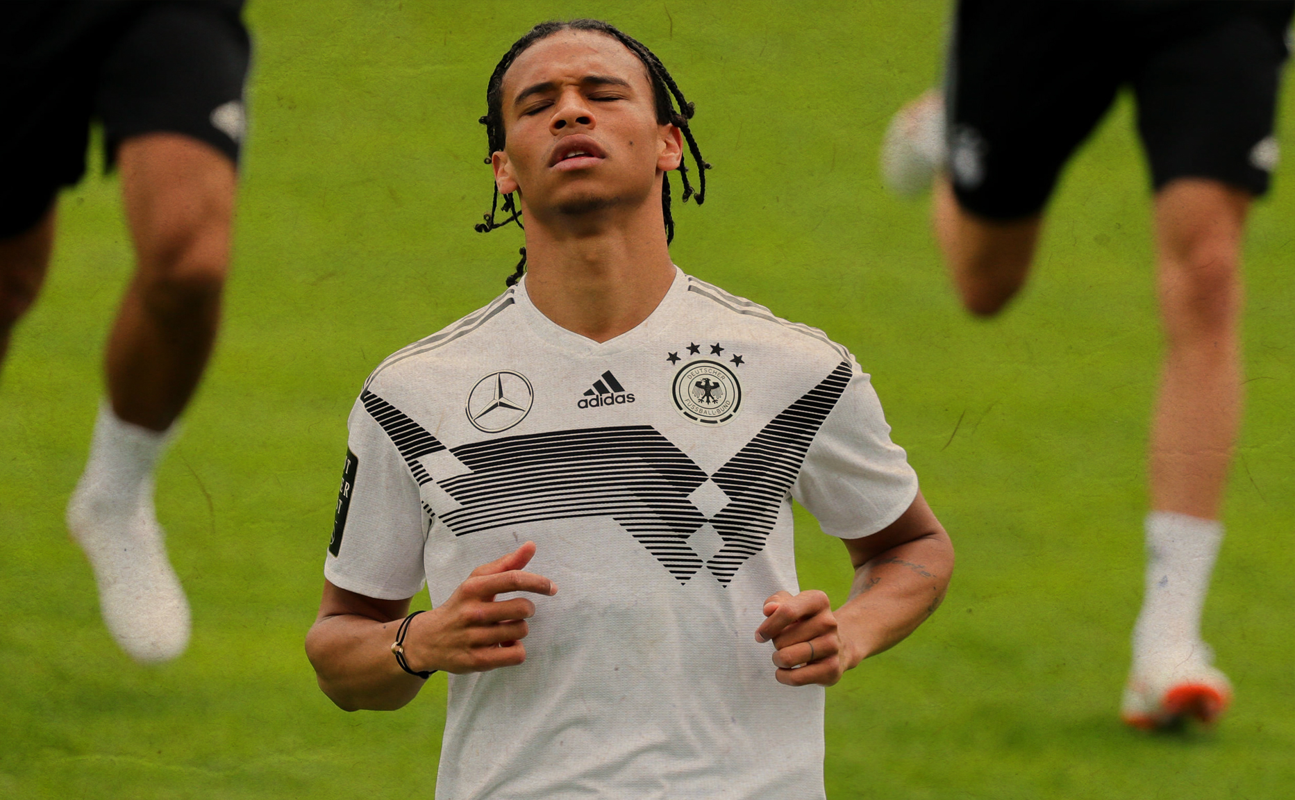 Sane bị gạch khỏi danh sách dự World Cup 2018 nhưng giờ anh đã được Joachim Loew gọi trở lại đội tuyển Đức.