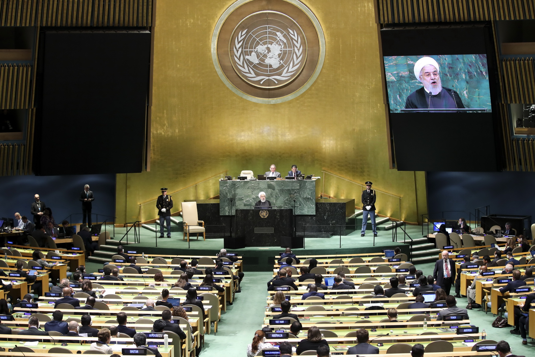 Tổng thống Iran Hassan Rouhani phát biểu tại phiên toàn thể Khóa họp 73 Đại hội đồng Liên hợp quốc ở New York (Mỹ) ngày 25/9/2018. (Ảnh: THX/TTXVN)