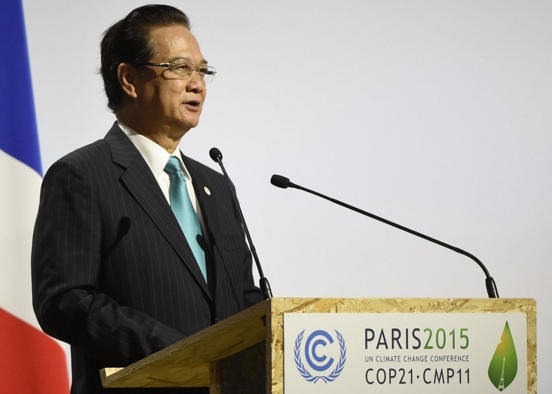 El primer ministro vietnamita Nguyen Tan Dung interviene en la  Conferencia 21 de las partes miembros del Convenio de las Naciones  Unidas sobre el cambio climático (COP21) en París el 31 de noviembre de  2015.