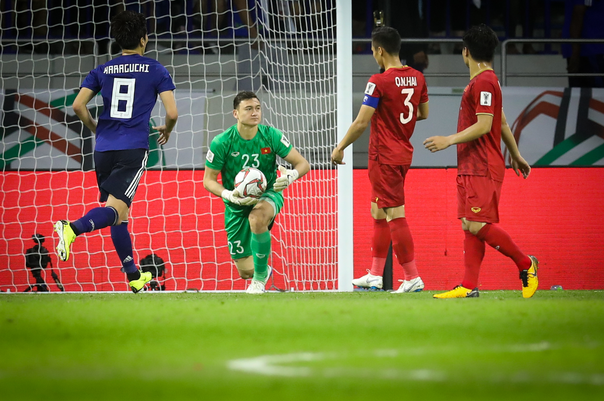 Văn Lâm đã có trận đấu xuất sắc trước Nhật Bản dù đội nhà thua trận (Ảnh: Thùy Minh/Vietnam+)