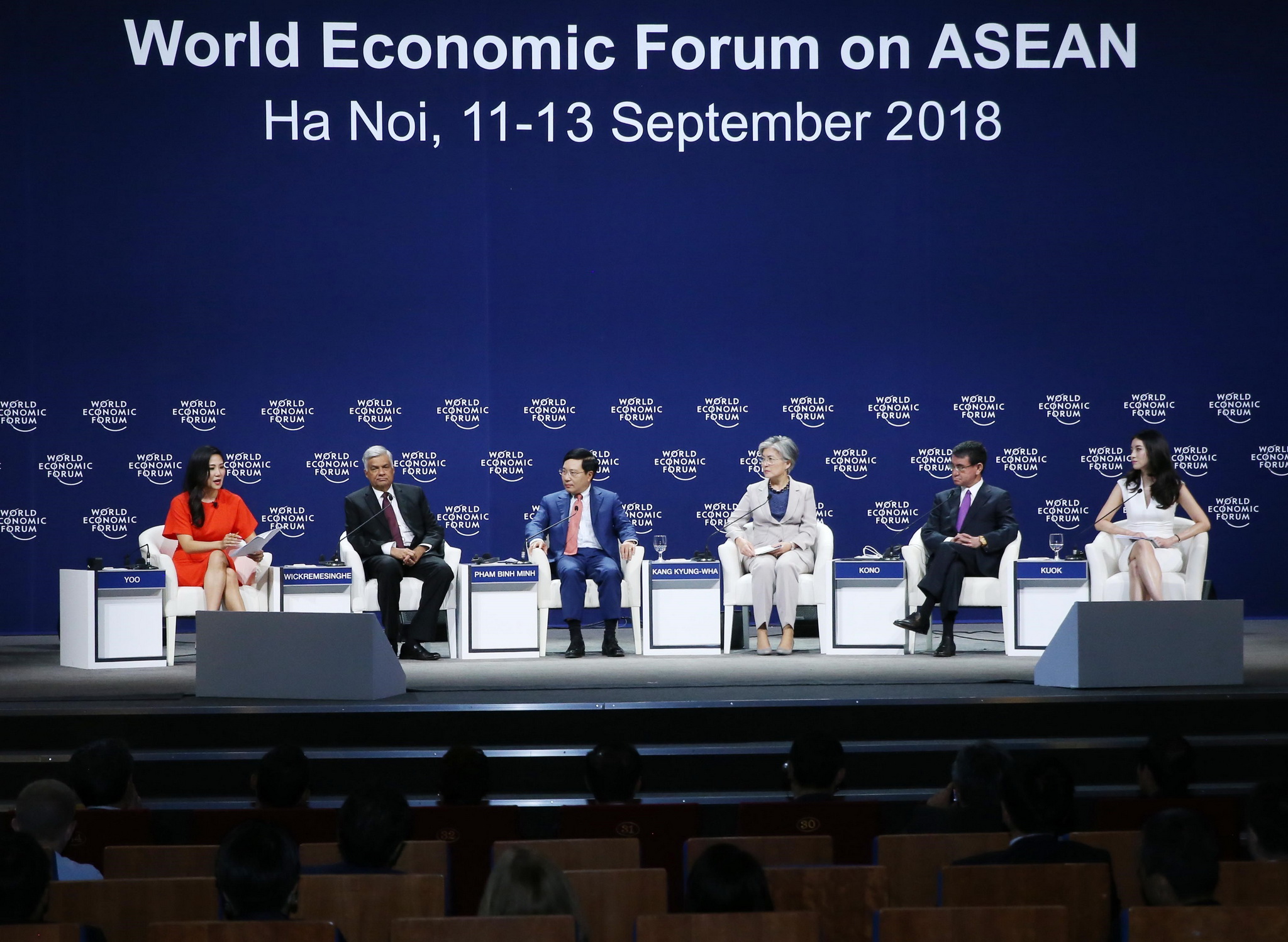 Phiên thảo luận với chủ đề 'Triển vọng Địa chính trị châu Á' trong khuôn khổ Hội nghị Diễn đàn Kinh tế thế giới về ASEAN 2018 (WEF ASEAN 2018) diễn ra tại Hà Nội. (Nguồn: TTXVN)