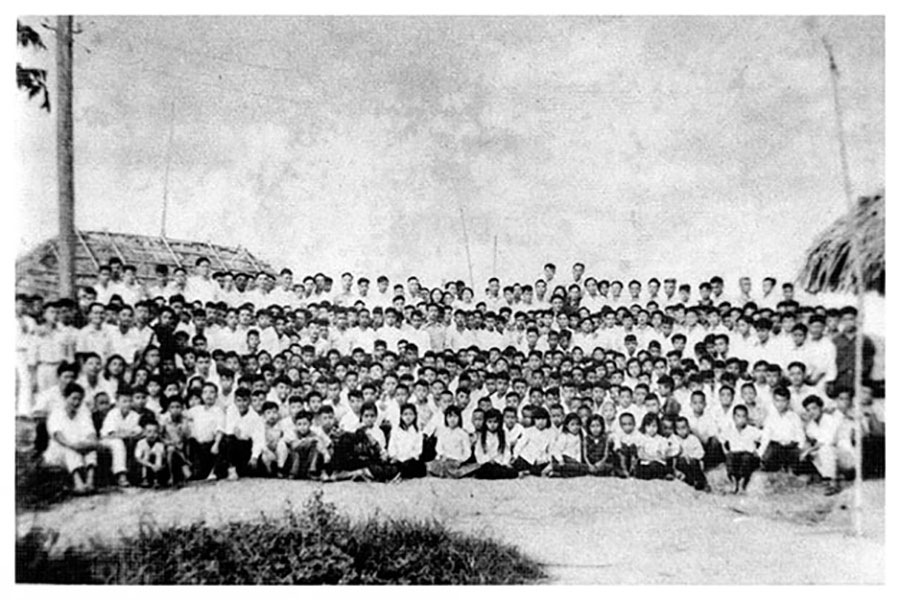 Học sinh Phân hiệu I trường Văn hóa miền núi trung ương năm 1960. (Nguồn: Trường Hữu Nghị T78)
