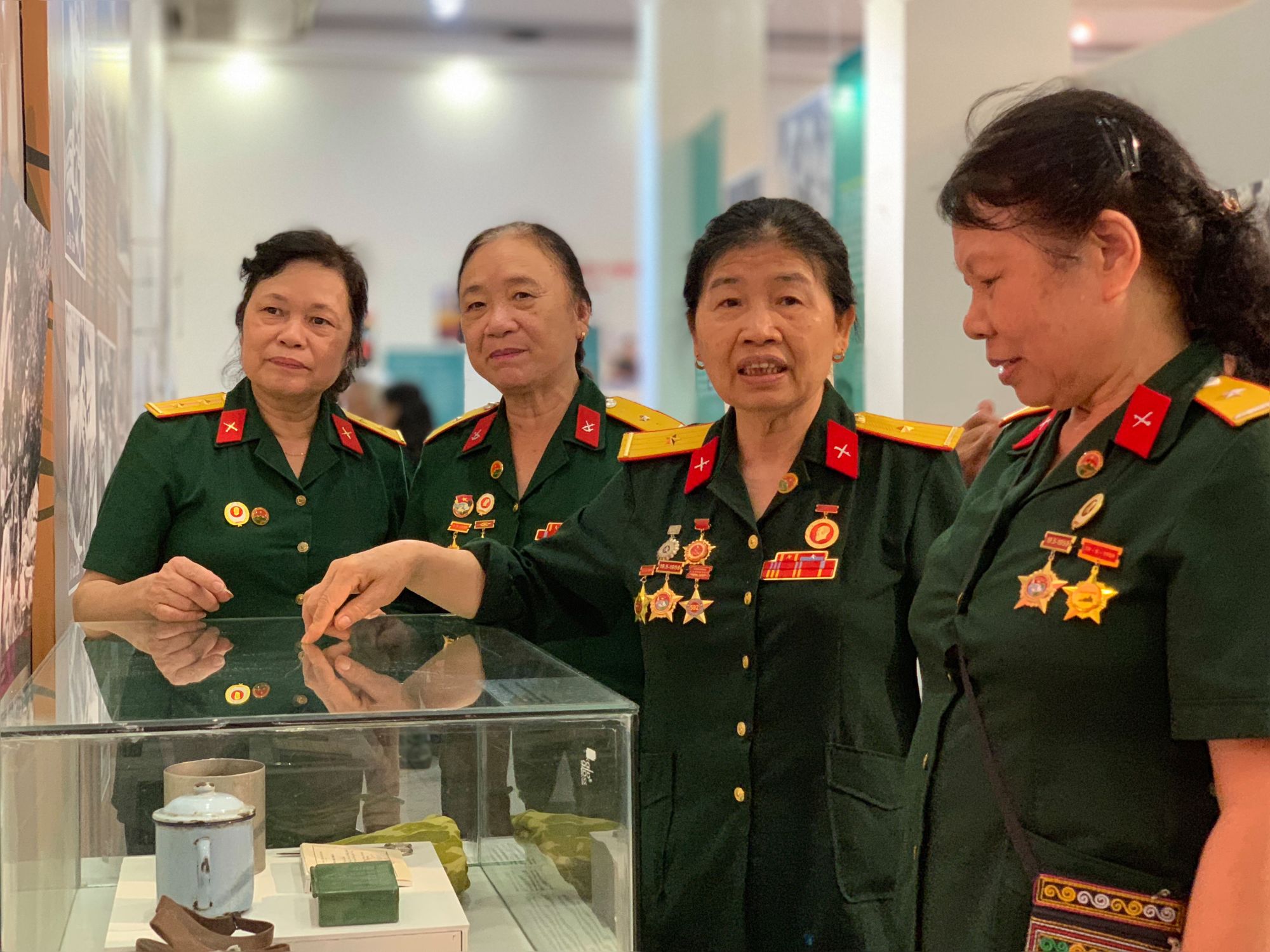 The former Truong Son female drivers gather at an exhibition entitled 
