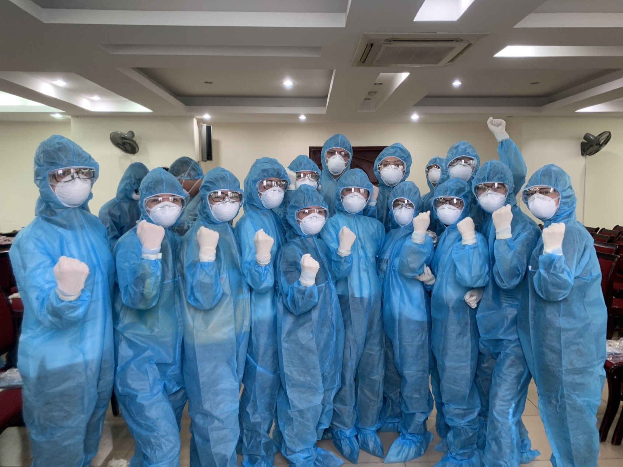 Sinh viên trường y trong buổi ra quân hỗ trợ Sở Y tế Hà Nội và ngành y tế chống dịch COVID-19.(Ảnh: PV/Vietnam+)