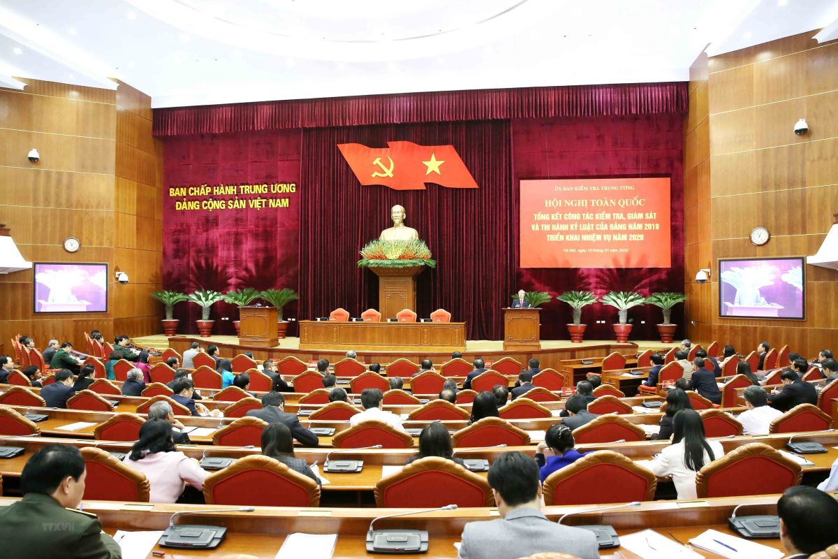 Overview of the national conference reviewing the Party’s supervision work in 2019. (Photo: Phuong Hoa/VNA)