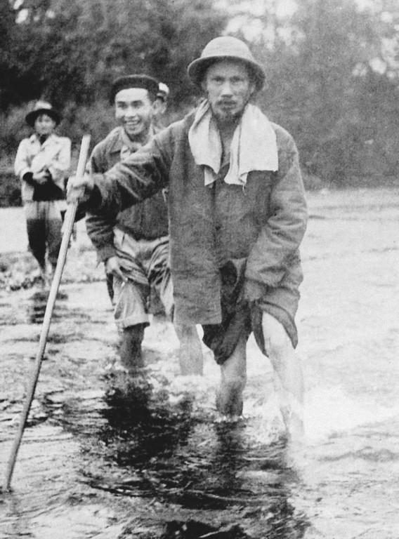 Президент Хо Ши Мин в командировке во Вьетбаке (1951г.). (Фото: из архива/ВИА)      