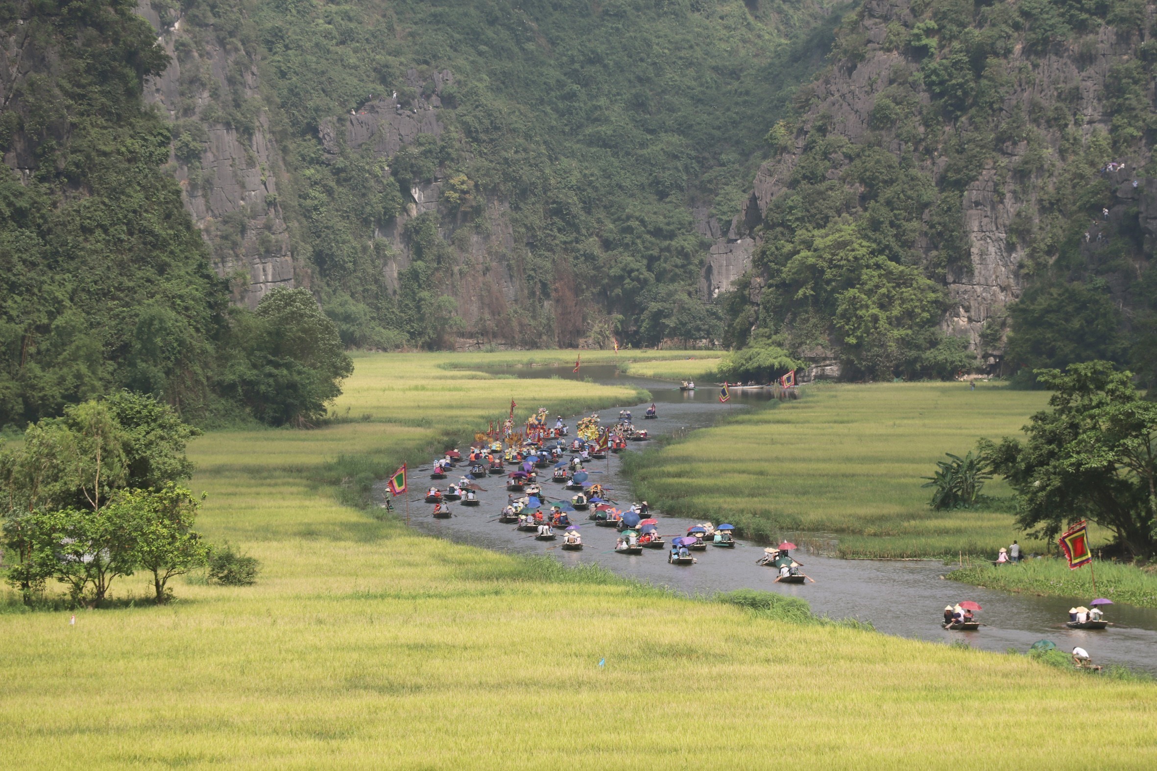  Hoạt động đặc sắc mở đầu Tuần du lịch Ninh Bình với chủ đề “Sắc vàng Tam Cốc-Tràng An” năm 2020. (Nguồn: TTXVN)