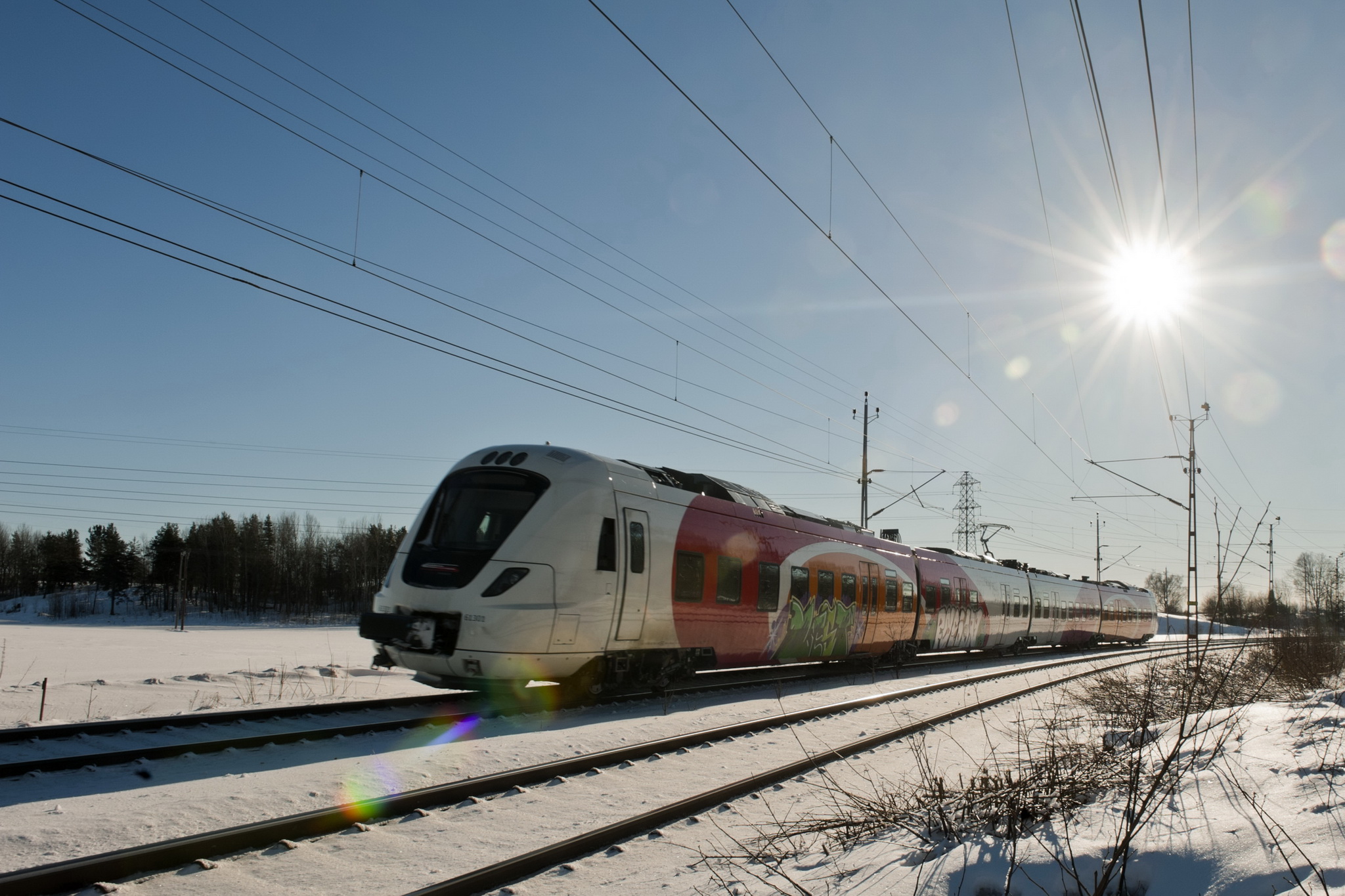 Chạy bằng năng lượng sạch, hệ thống đường sắt quốc nội của Thụy Điển là một  trong những hệ thống thân thiện với môi trường nhất trên thế giới. (Ảnh: Fredrik  Schlyter/Imagebank.sweden.se)