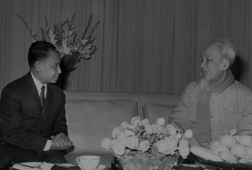 President Ho Chi Minh hosts Prince Norodom Phurissara, Minister of Foreign Affairs of Cambodia on January 10, 1968 (File photo: VNA)