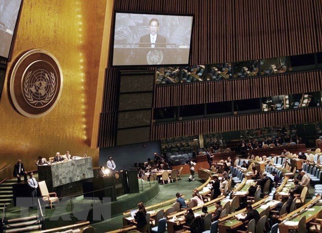Vietnam has made active and proactive contributions to disarmament and non-proliferation of nuclear weapons and other weapons of mass destruction. Photo: President Nguyen Minh Triet delivers a speech at the UN General Assembly’s 64th session on non-proliferation and disarmament of nuclear weapons, held at the UN headquarters in New York (the US) on September 25, 2009.