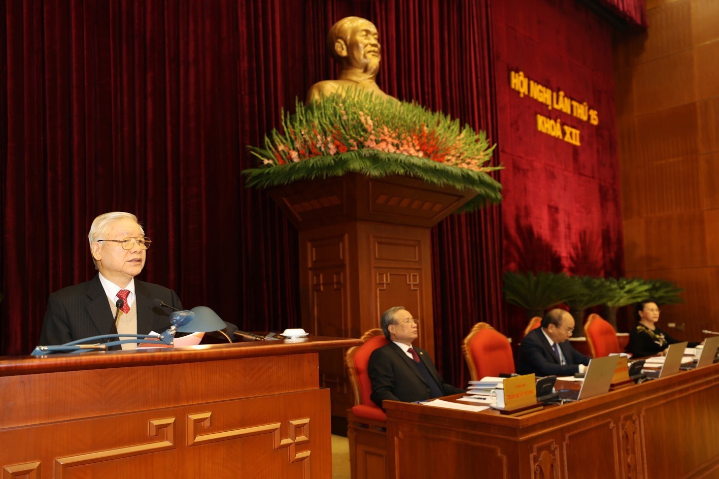 Tổng Bí thư, Chủ tịch nước Nguyễn Phú Trọng chủ trì Hội nghị Trung ương lần thứ 15. (Nguồn: TTXVN)