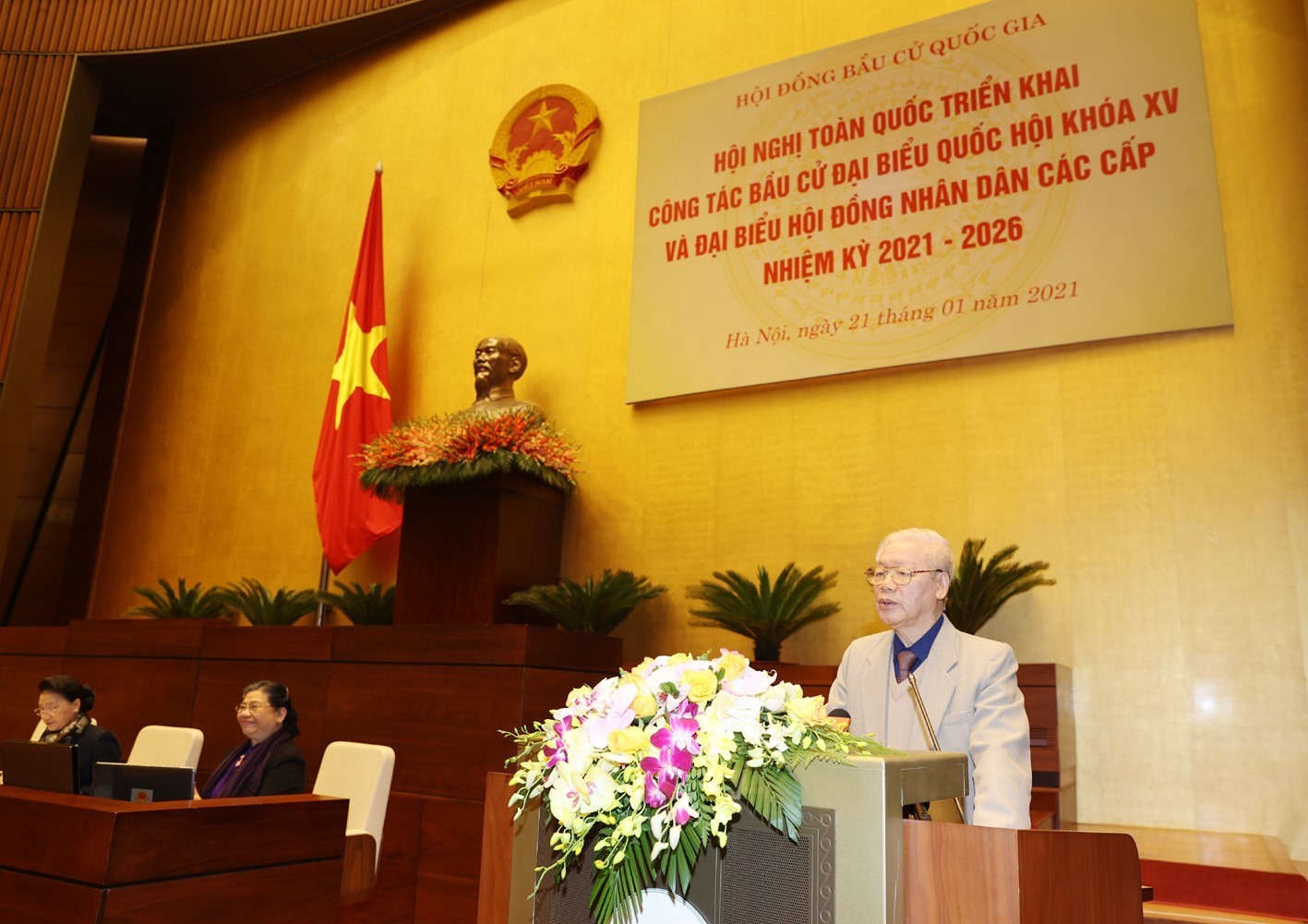 El 21 de enero de 2021, el secretario general del Partido Comunista y presidente del país, Nguyen Phu Trong, pronuncia un discurso en la conferencia nacional virtual sobre la implementación de los trabajos electorales (Foto: VNA) 